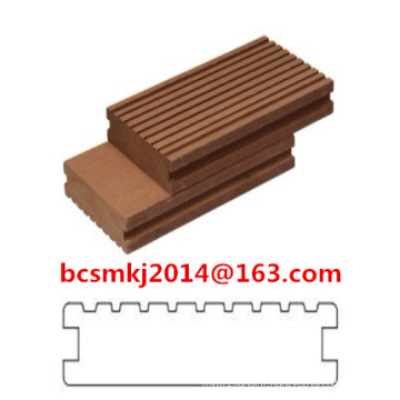 Decking composé en bois artificiel extérieur pour extérieur décoratif 145 * 30